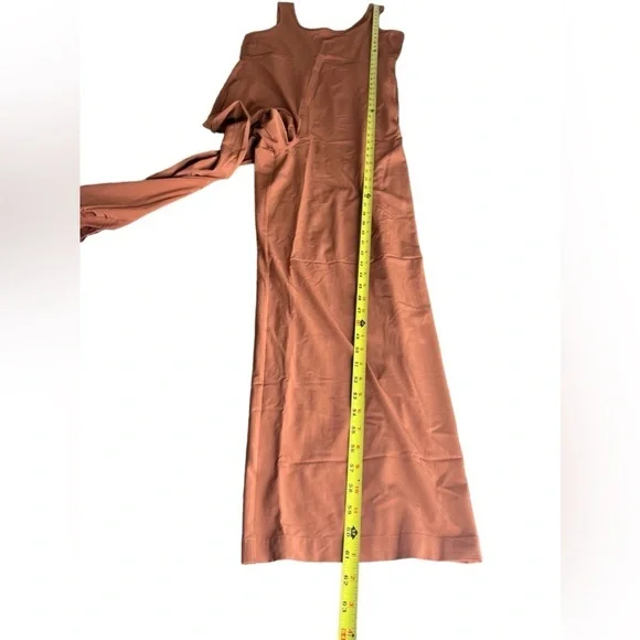 NWOT Athleta Women’s Passenger M/T  Wide Leg Rust Jumpsuit - Picture 8 of 11